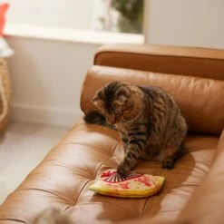 Frisco Lunar New Year Fan Plush Cat Toy With Catnip 5 Frisco Lunar New Year Fan Plush Cat Toy With Catnip -Frisco 298911 PT3. AC SS1800 V1640269039